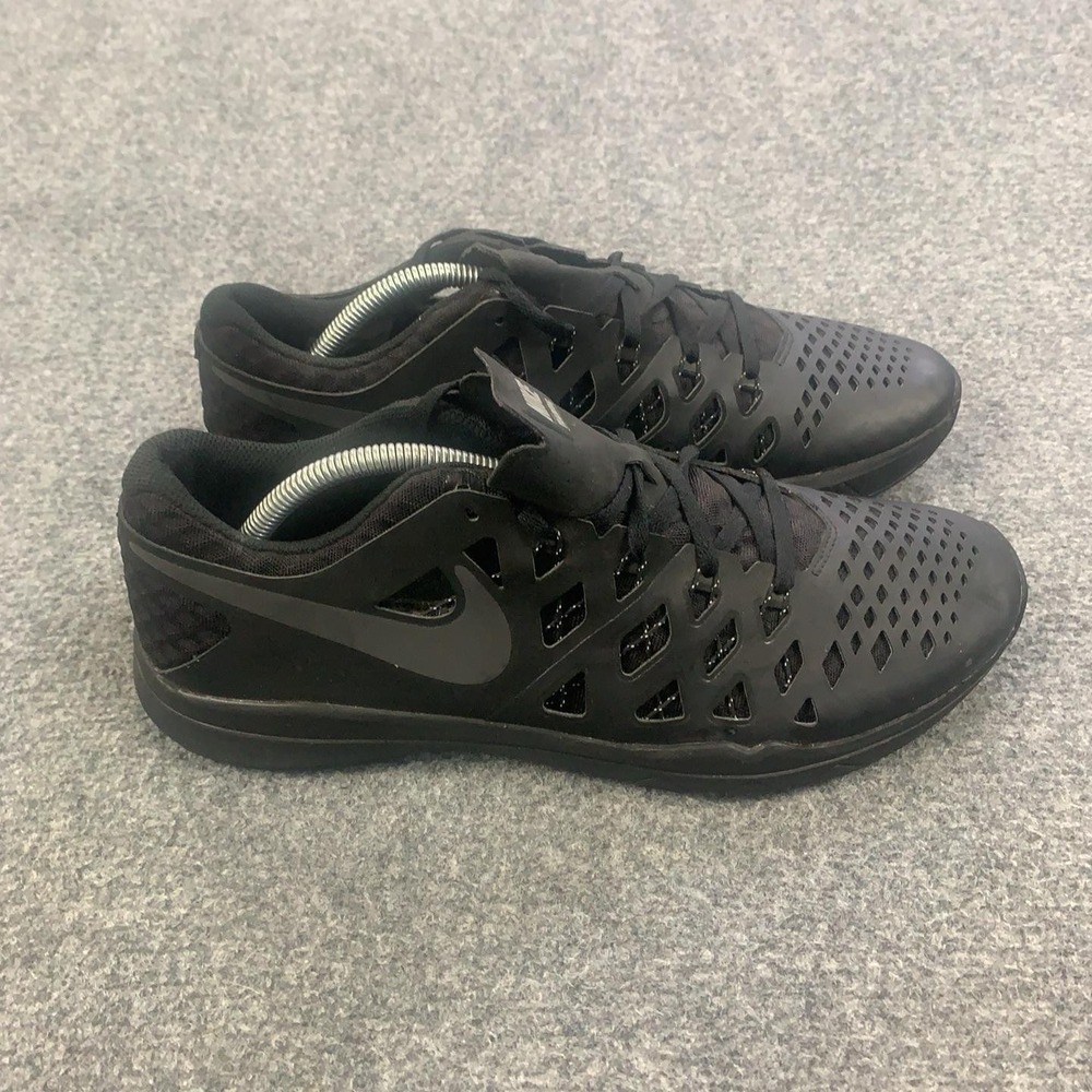 Nike Training Shoes Mens Size 11 Black Athletic Sneaker Mesh 843937-004